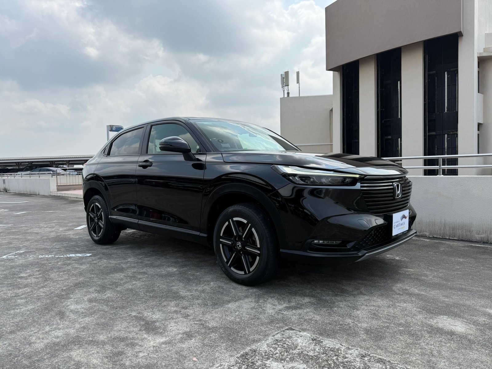 Used Honda Vezel 1.5 G for sale in Singapore